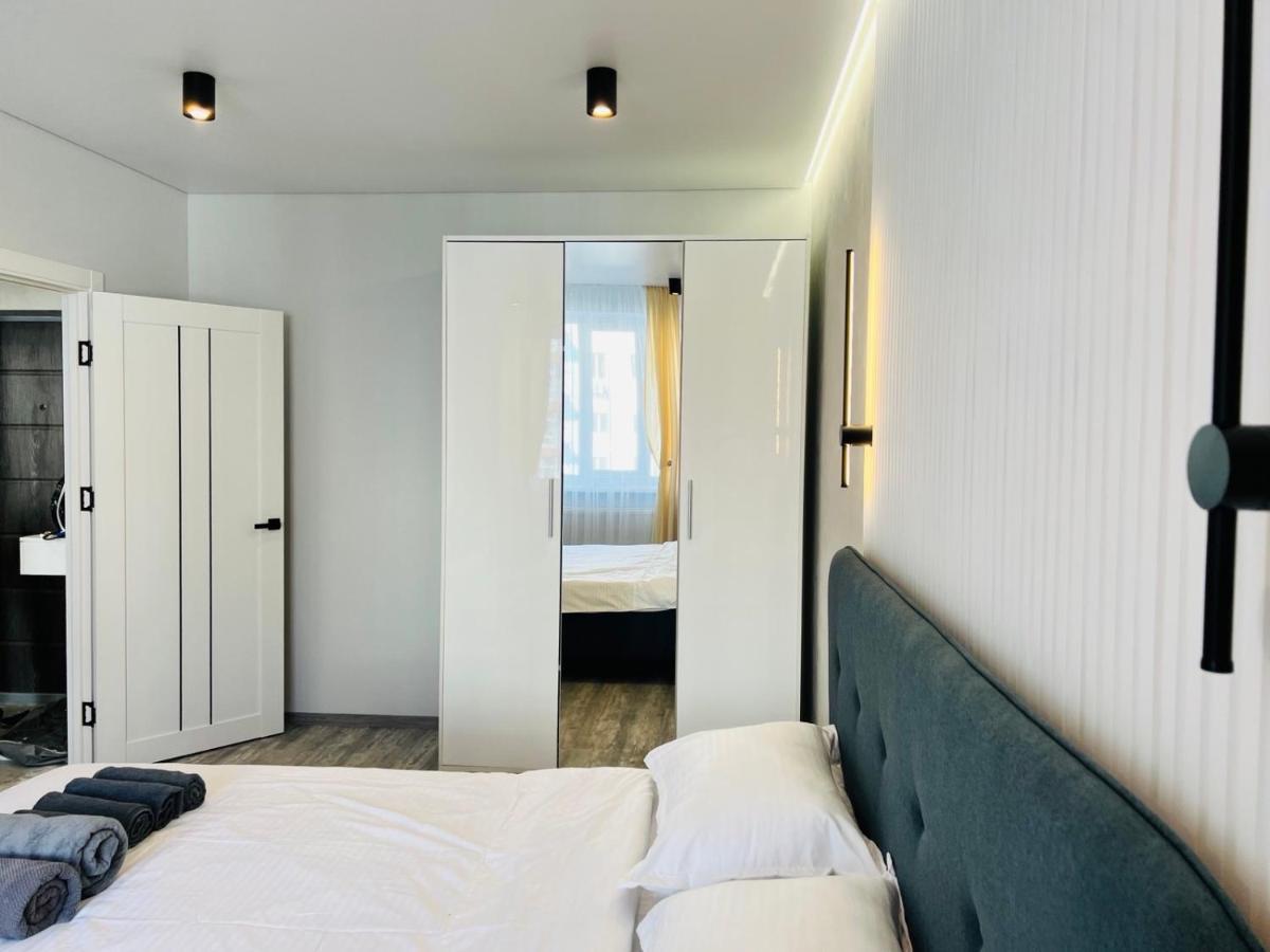 Gold Apartment Vysochana18 Ivano-Frankivsk Eksteriør billede