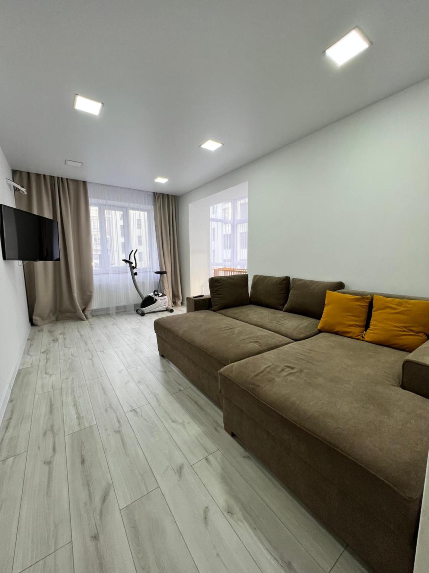 Gold Apartment Vysochana18 Ivano-Frankivsk Eksteriør billede